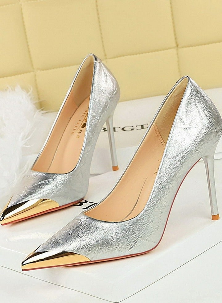 بيج تري مضخات الإصبع المغلقة للنساء الكعب العالي اليومي 9.5CM الفضة - Image 1