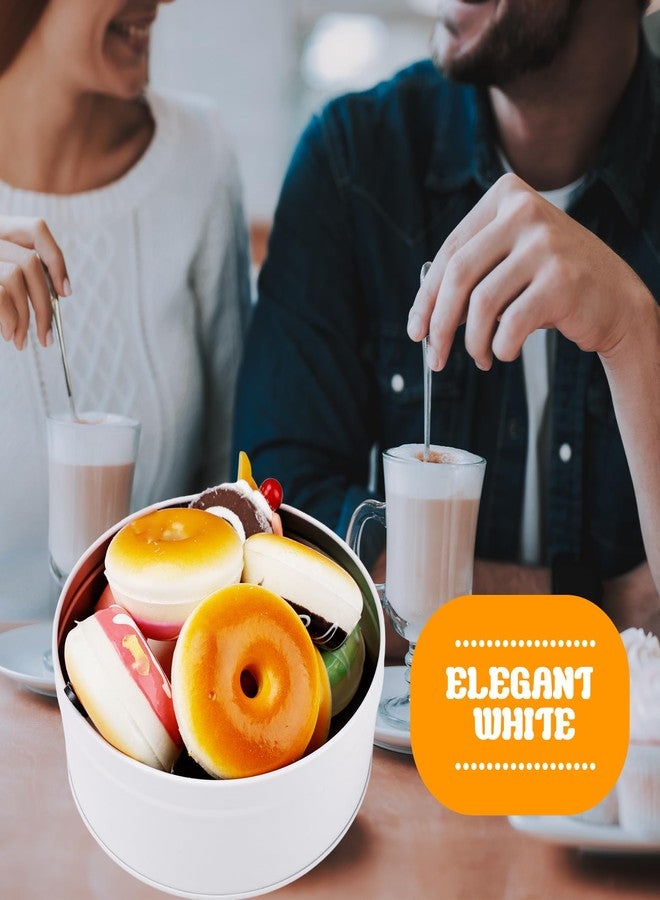 علبة بسكويت نوركوين 6 قطع مع غطاء، علب بسكويت معدنية دائرية، حاويات حلويات عيد الميلاد، علبة تخزين شوكولاتة ووجبات خفيفة للهدايا، مناسبة للخبز في العطلات، لون أبيض، متينة للتخزين المنزلي - Image 4