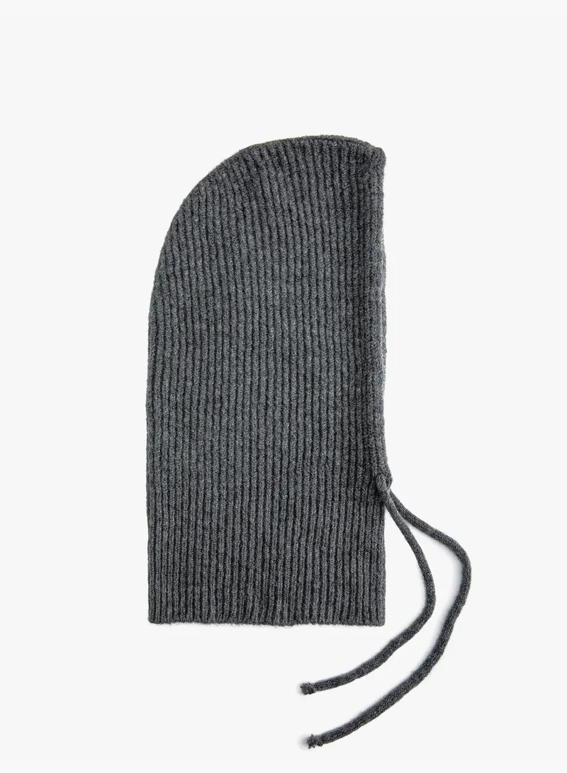 KOTON Şahika ErcüMan X Koton - Tie Detail Snow Beanie