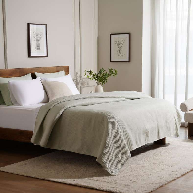 Conscious Eucacel Quilted Bedspread 220x240cm - Mercury