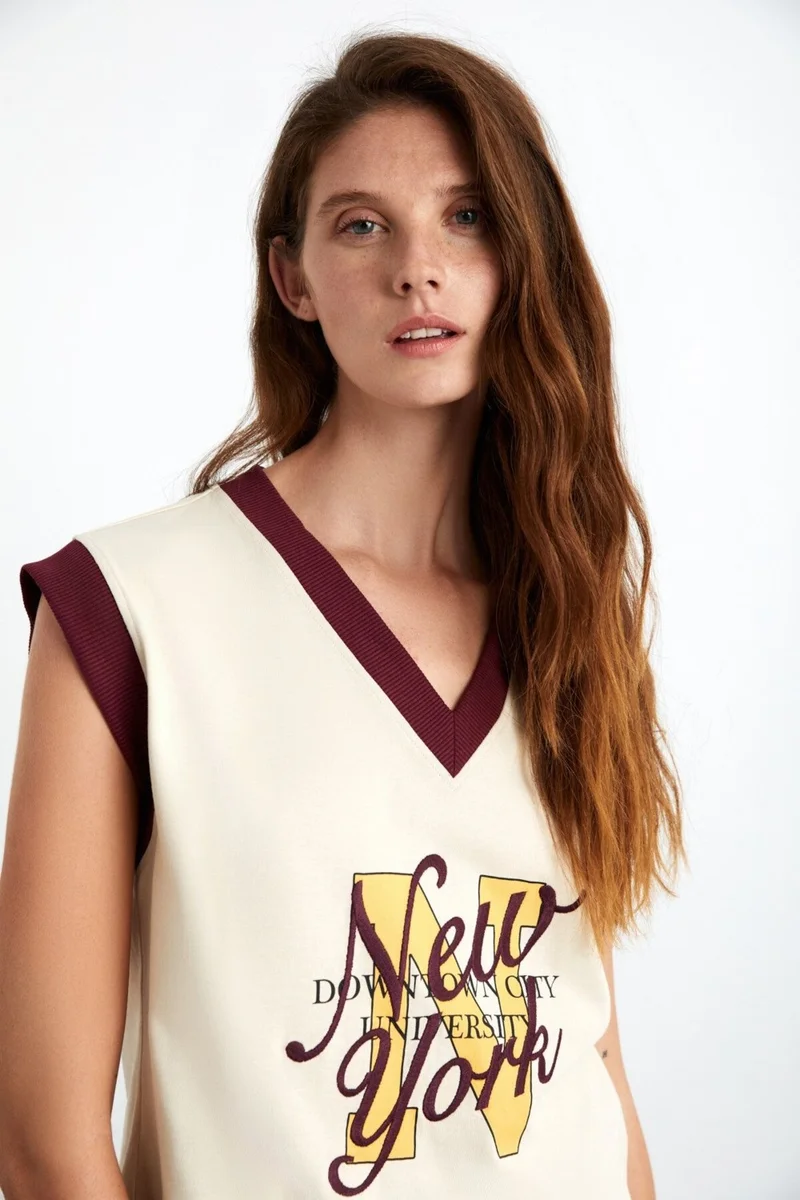جريميلانج CRINA Women's 100% Organic Cotton Sleeveless V Neck Ecru Sweatshirt