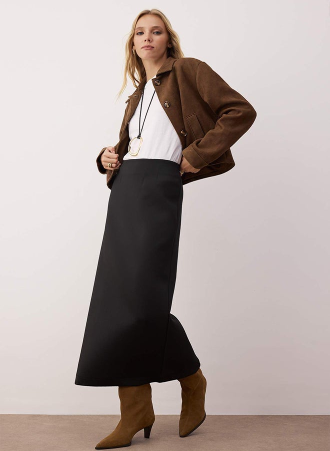 trendyol Black Plain Knitted Skirt - Image 2