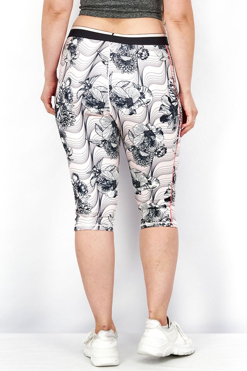 Tchibo Women Sportswear Fit 3 and 4 Cropped Floral Tights, Pink and Black - Image 4