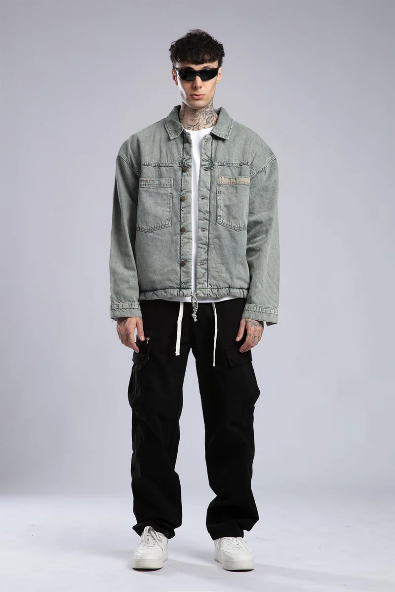 كاتش جاكيت من الصوف والدنيم