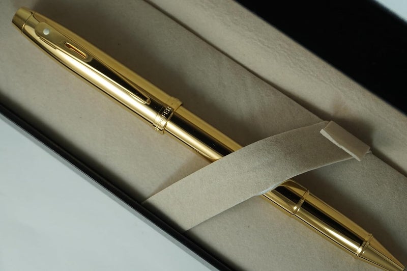 SHEAFFER Sheaffer 100 Refillable Rollerball Pen with PVD Gold Barrel Cap and Trim in Premium gift Box  - Image 1