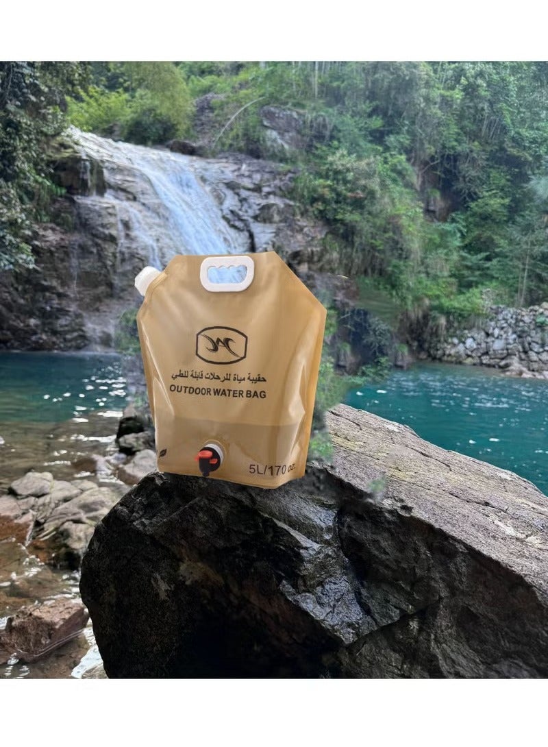 دي إل سي  حقيبة مياه محمولة متعددة الأغراض قابلة لإعادة الاستخدام بسعة 10 لتر مع صنبور، قابلة للطي بسعة كبيرة ومقاومة للتسرب ومتينة لتخزين المياه للسفر والتخييم والمشي لمسافات طويلة في الهواء الطلق - Image 2