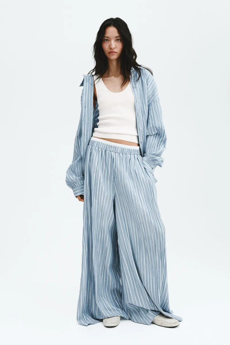 اتش اند ام بلوزة فيست محبوكة