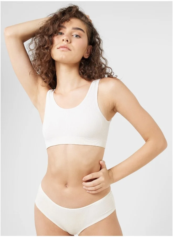 لا سينزا High Leg Brief