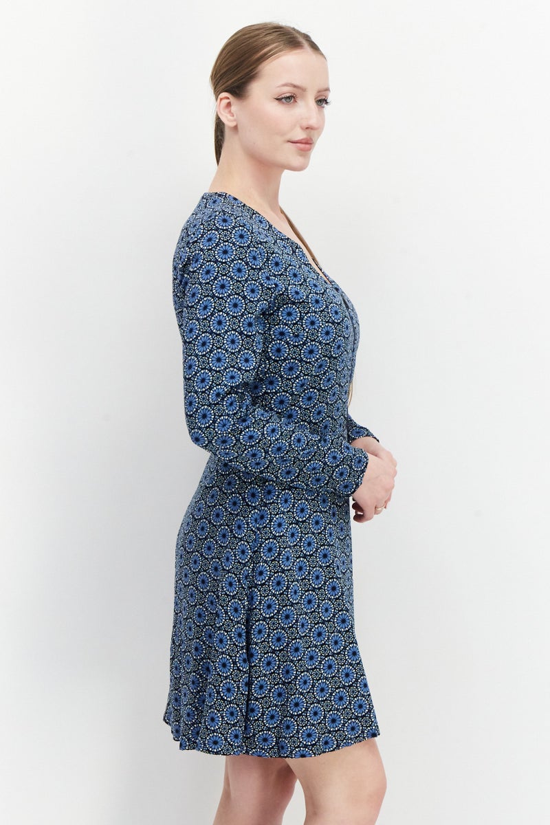 Pepe Jeans Women Floral Print Casual Mini Dress, Navy Combo - Image 2