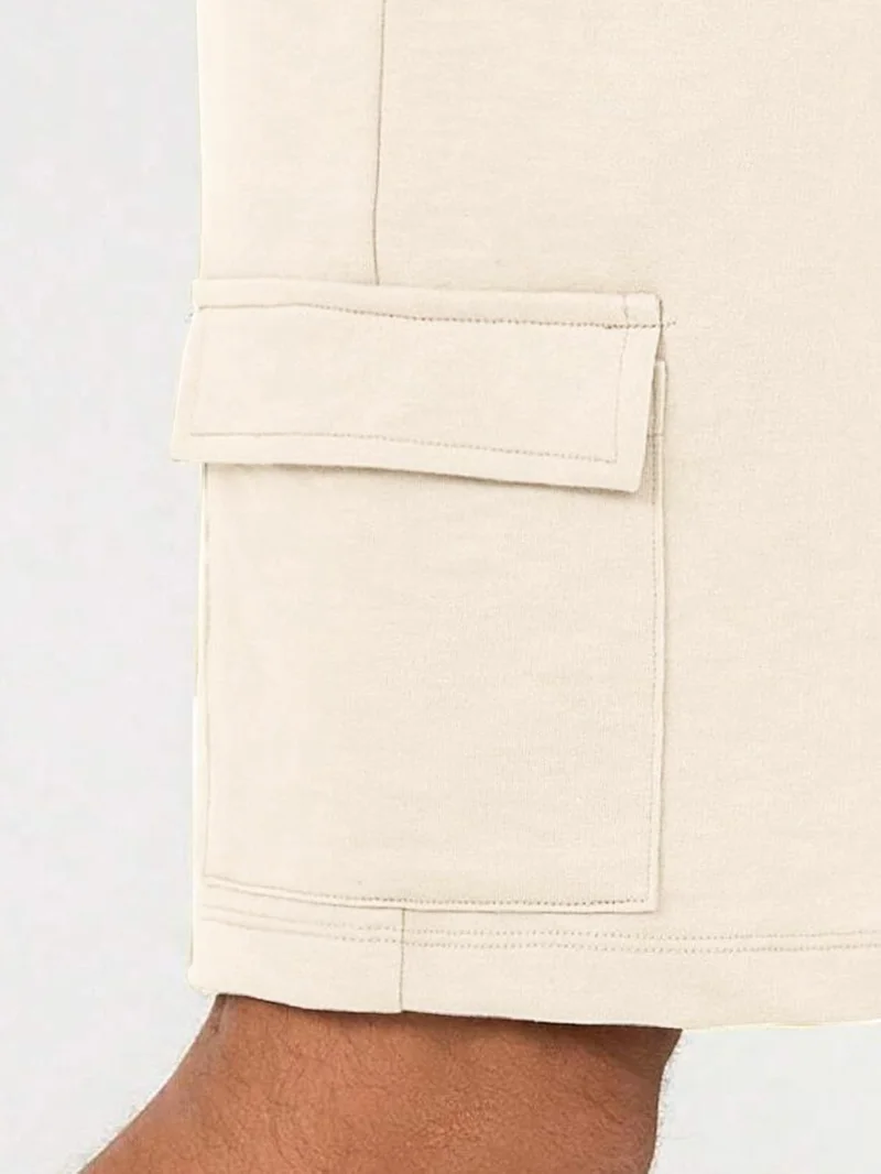 نوبيرو Men's Cargo Shorts in Beige
