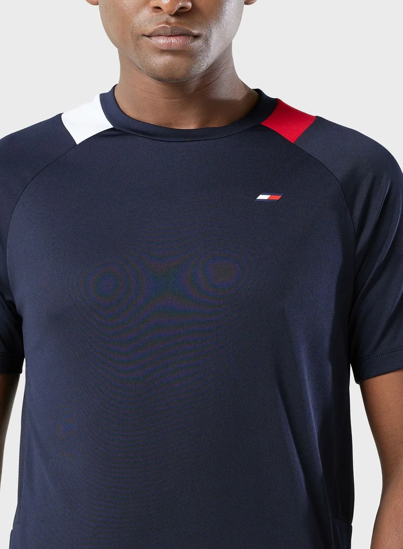 TOMMY HILFIGER Logo Crew Neck T-Shirt