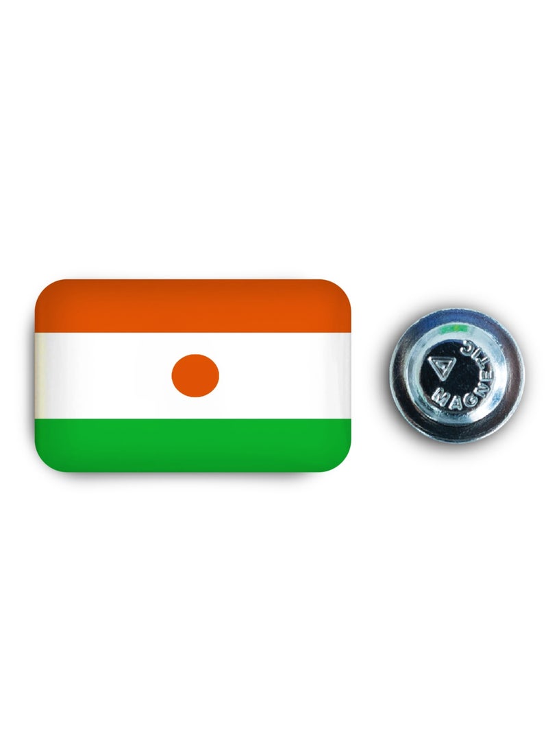971MEDIA Niger Flag Magnetic Badge  - Image 1