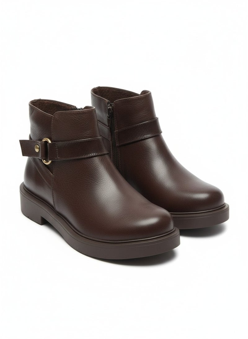 Vbranda Stylish women's ankle boots with a modern - Image 3