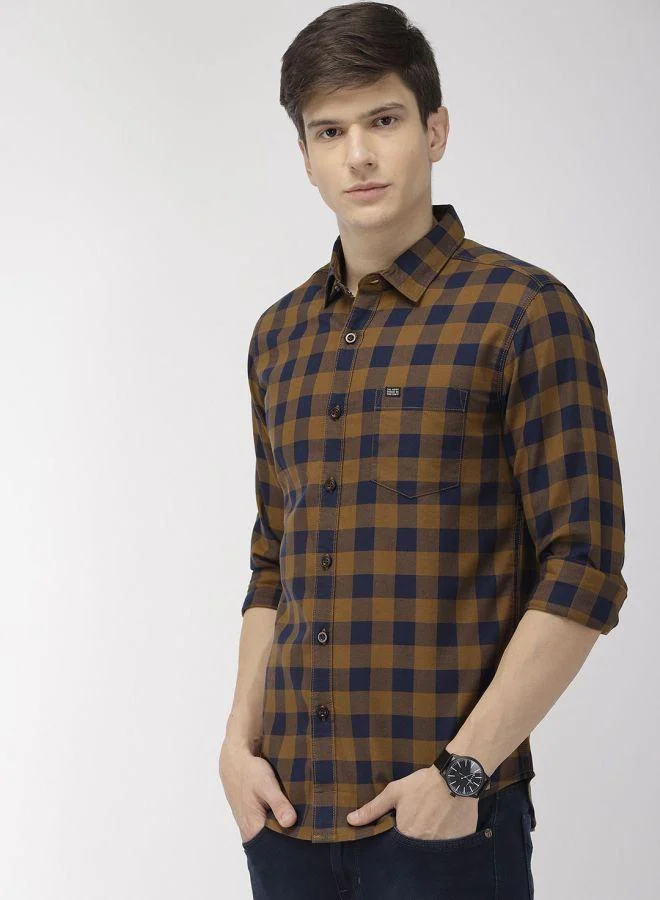 شركة المرآب الهندية Men Slim Fit Checkered Full Sleeves Cutaway Collar Casual Shirt
