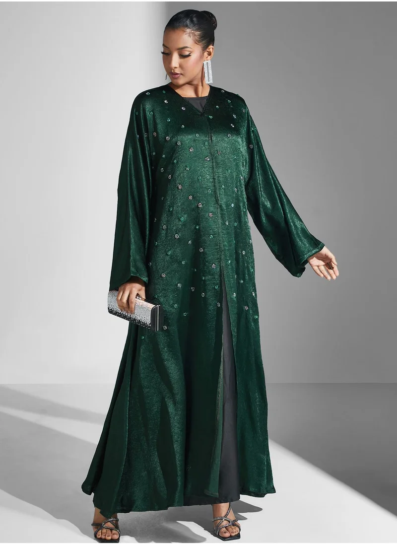 Aara Floral V-Neck Abaya