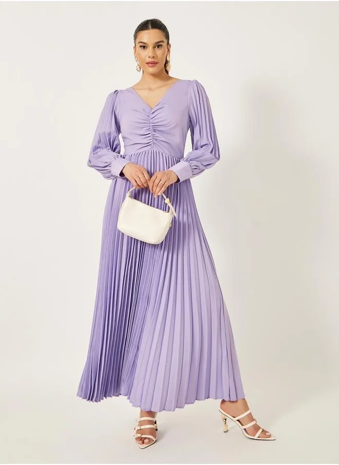 Styli Pleated Balloon Sleeve Ruched Detail A-Line Maxi Dress