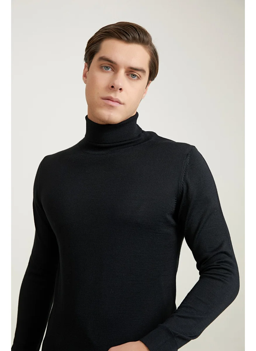 D'S DAMAT Regular Fit Black Plain Knitted Sweater 9HF060632007D