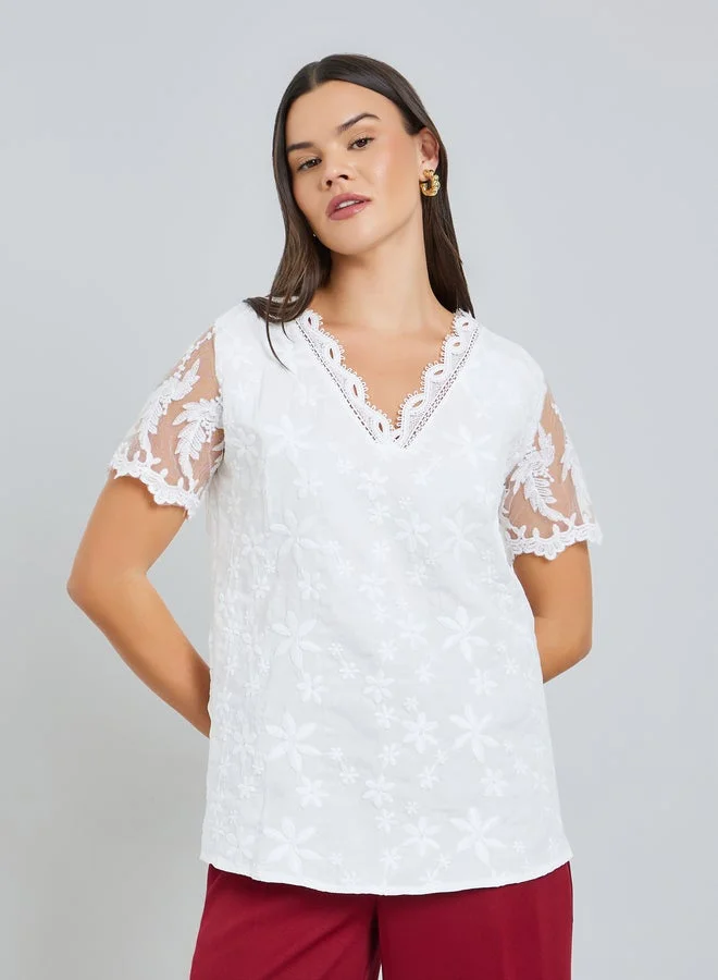 Take Two Women White Floral Lace Short Sleeve Top