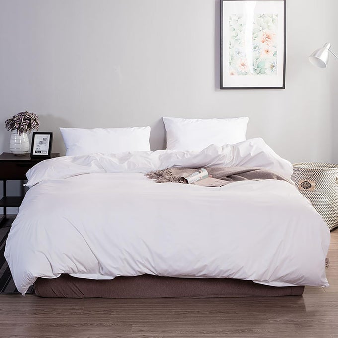 WHITE FLUFFY COMFORTER KING WOMEN SOFT BEDDING KING SIZE WHITE BLANKET MEN 3 PCS COMFORTER SET 1 KING SIZE COMFORTER104X90 INCHES WITH 2 PILLOWCASES 20X36 INCHES