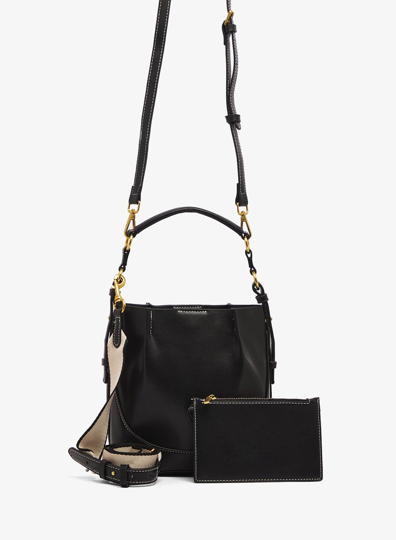 ايلا حقيبة دلو بلمسة ذهبية - Image 1