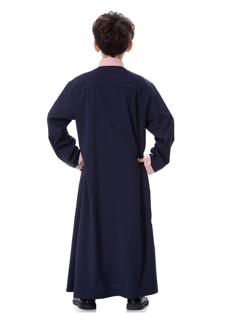 إسكدنيا Boy's Muslim Arab Long Sleeve Kaftan Middle Eastern Kandora Thobe Thawb Navy Blue/Pink  - Image 3