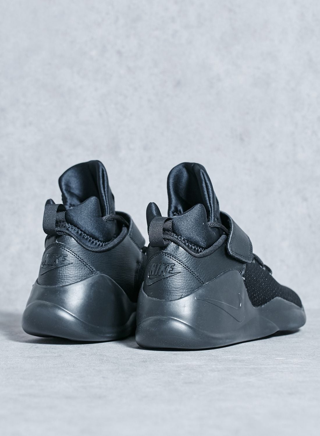 nike kwazi shoes black