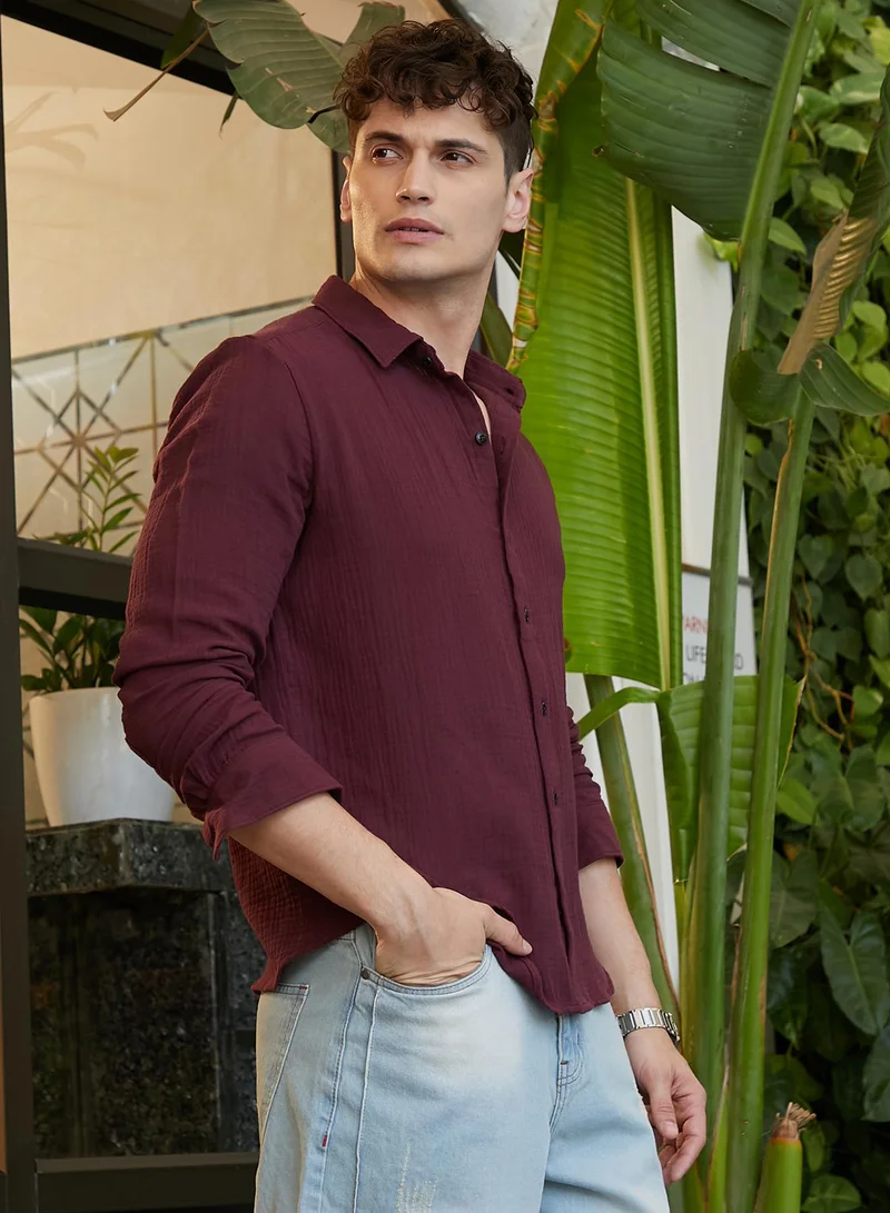 Campus Sutra Men's Wine Red Breezy-Weave Shirt