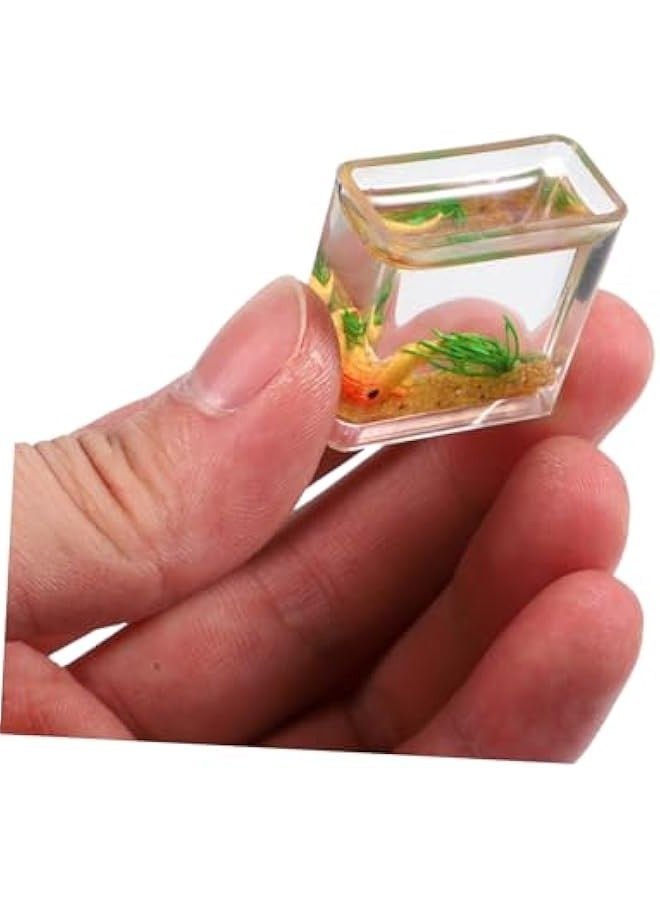 4pcs Miniature Fish Bowl Tiny Glass Fish Bowl Miniature Fish Tank Dollhouse Desktop Ornaments (The Color of Fish is Random)