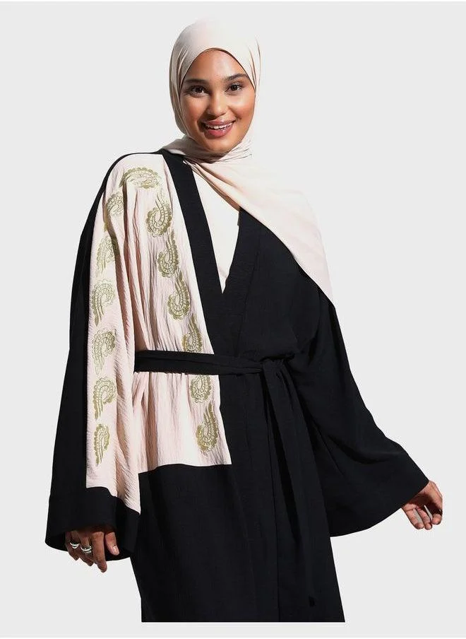 Refka by modanisa Embroidered Flare Sleeve Abaya Dress