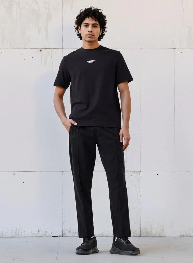 كابا تيشيرت رجالي بطبعة شعار كابا