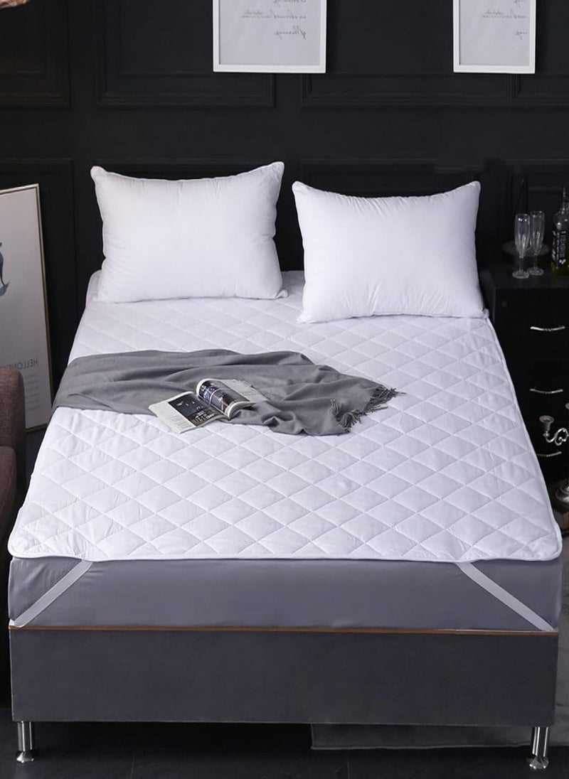 Blueberry Quilted Mattress Protector 200TC Top With Non Woven Interlining and 4 Corner Elastic 140x200cm - Image 1