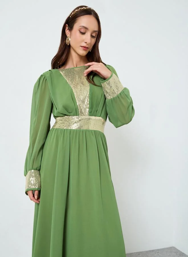 تايك تو فستان طويل بكسرات منمق بالترتر