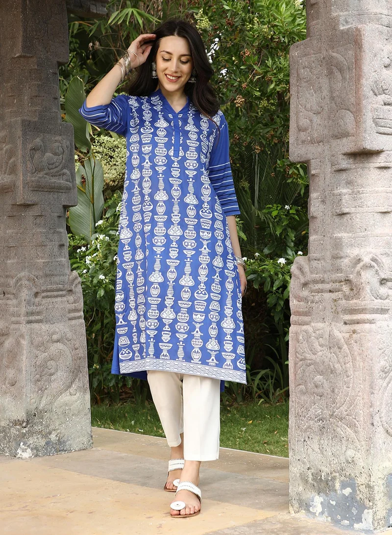 QISSA Women's Cobalt Blue Block Print Kurta With Chalk White Trousers Set
