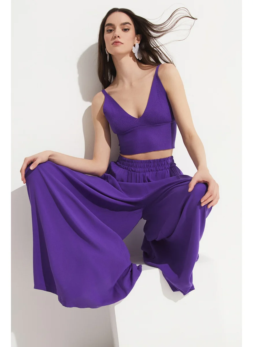 جون Elastic Waist Wide Cut Viscose Trousers