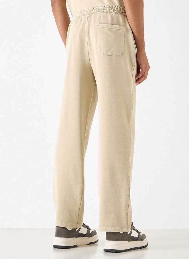 اس بي كاركترز بنطلون بخصر مرن وقصّة مريحة وتفاصيل سمايلي ورلد مع رباط إغلاق - Image 3