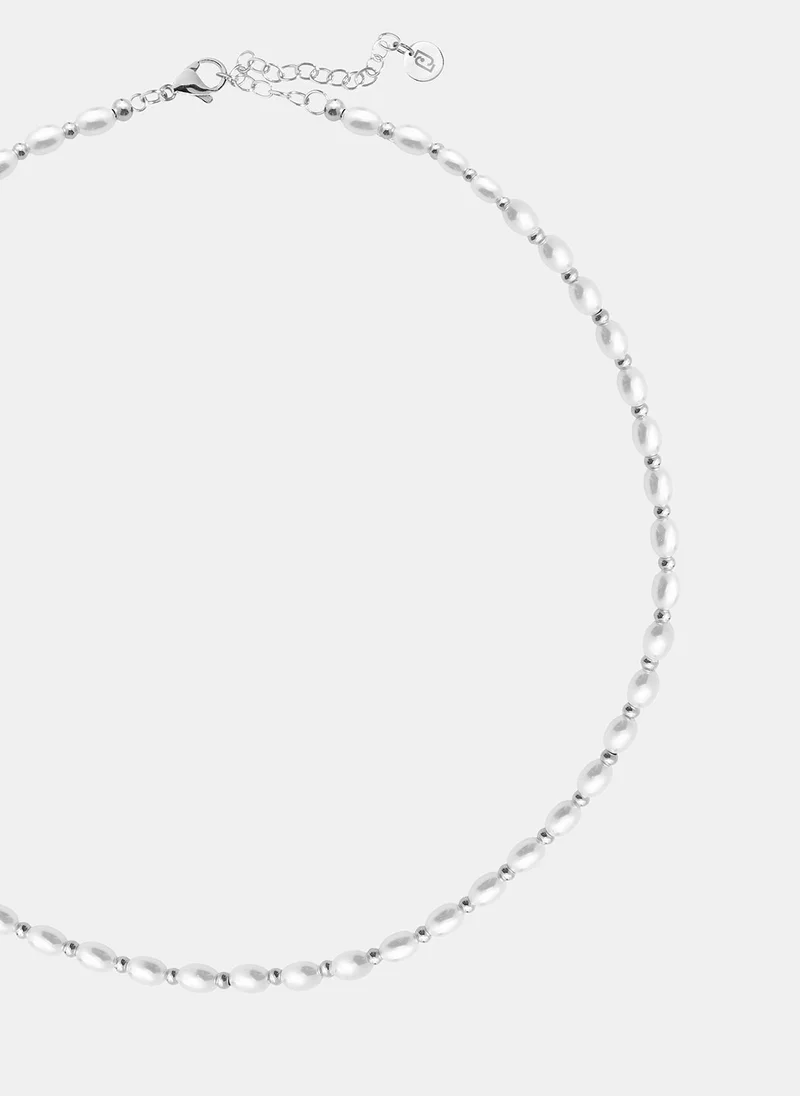 ليو جو عقد مزين بلآلئ