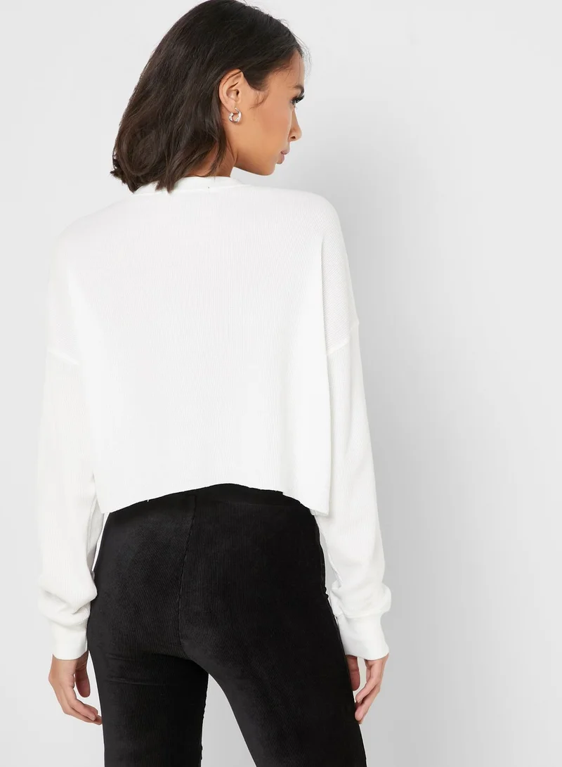 FOREVER 21 Graphic Cropped Sweater
