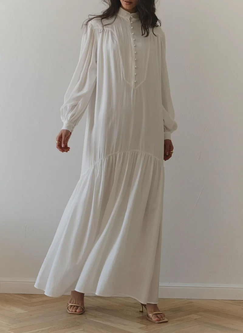 Lichi Voluminous maxi dress with long sleeves