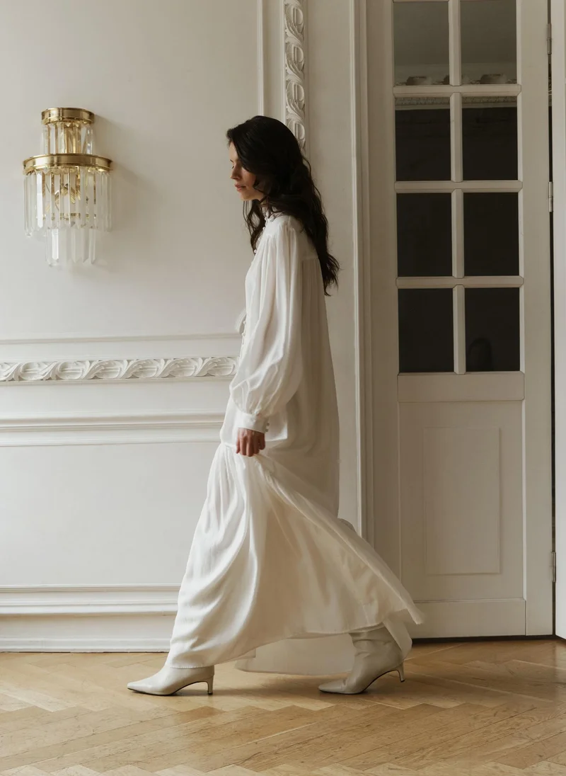 Lichi Voluminous maxi dress with long sleeves