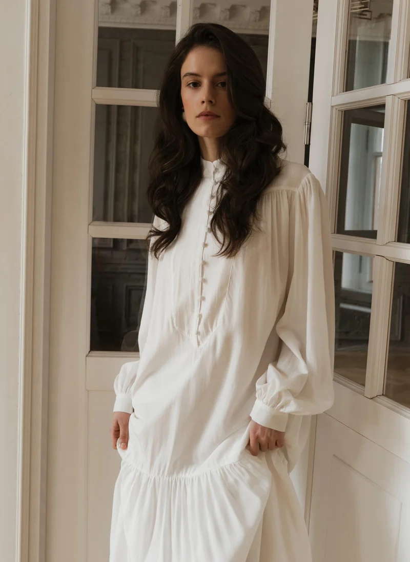 Lichi Voluminous maxi dress with long sleeves