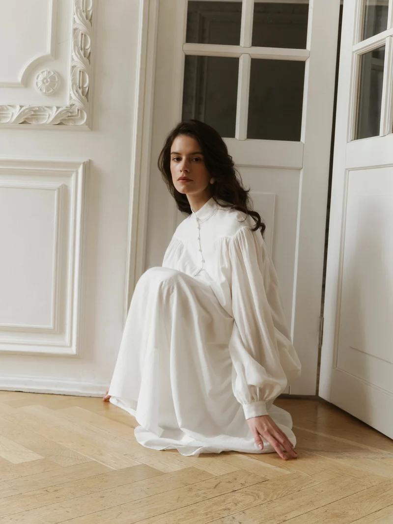 Lichi Voluminous maxi dress with long sleeves
