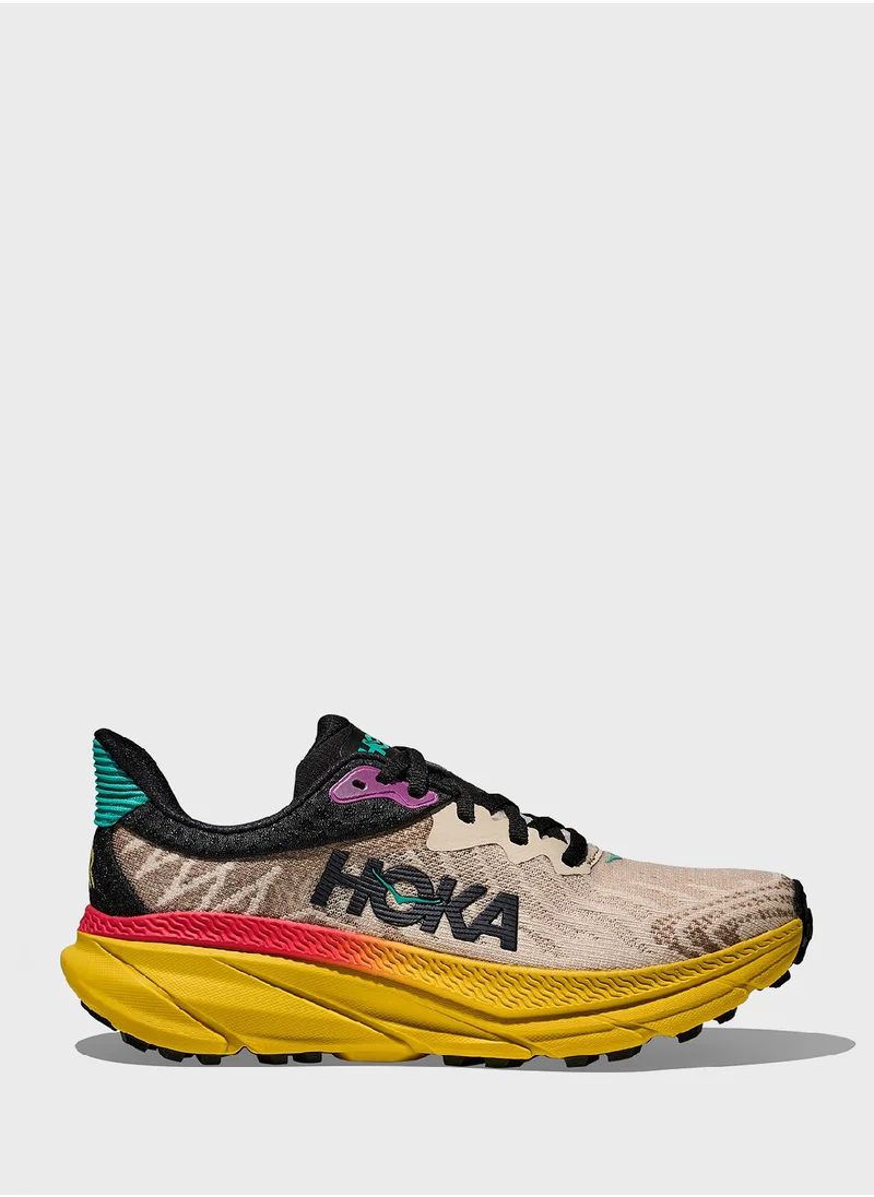 Hoka Challenger 7