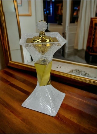 transparent/golden/f