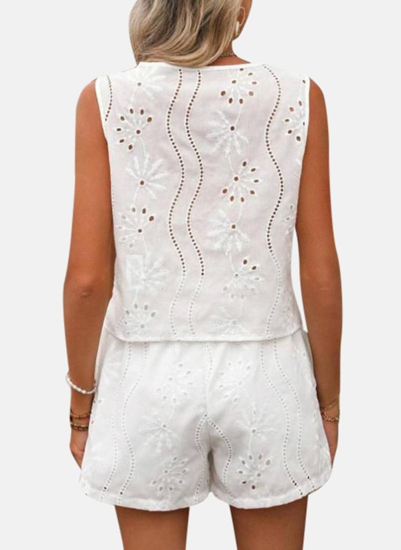 YUNIQEE White Solid Shorts With Top - Image 3