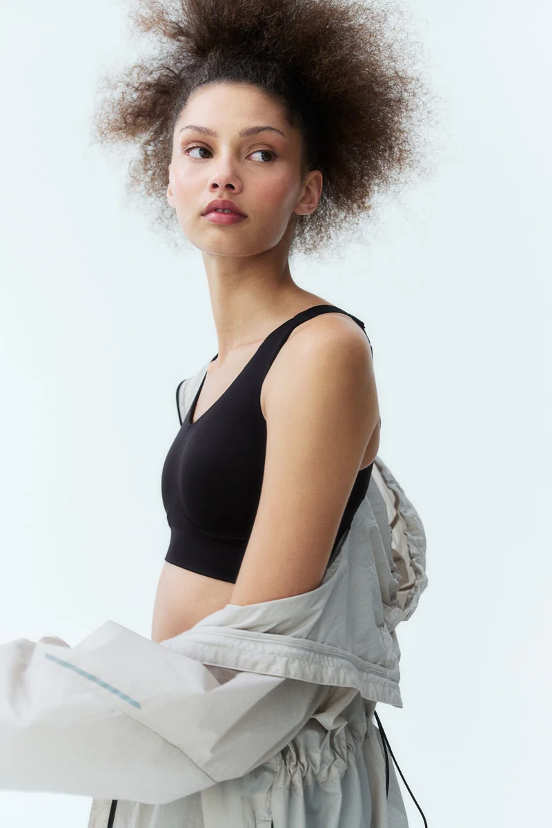 H&M Drymove™ Knitted Sports Bra