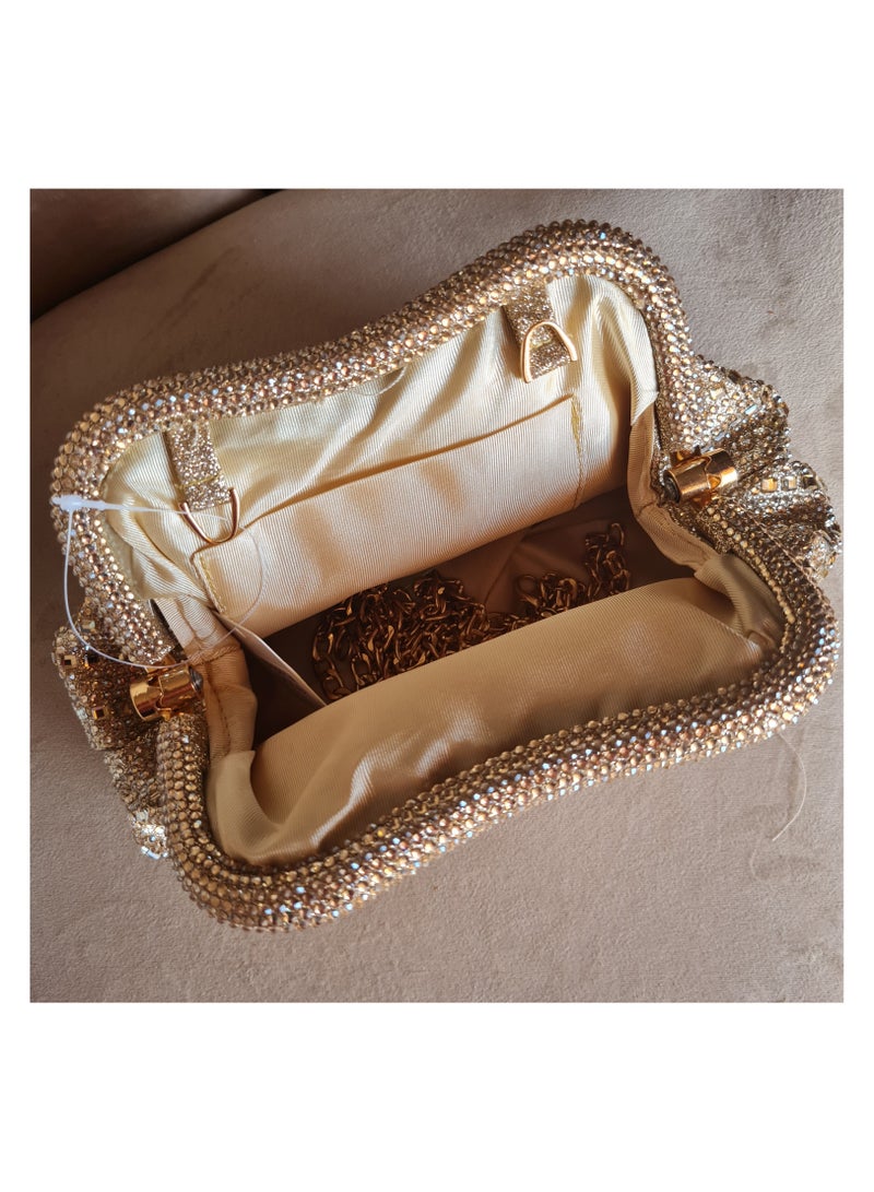 Women's gold Evening Bag – Elegant Clutch for Parties & Special Occasions – Spacious Crossbody Purse with Long Chain – Stylish Handbag for Women  - Image 2