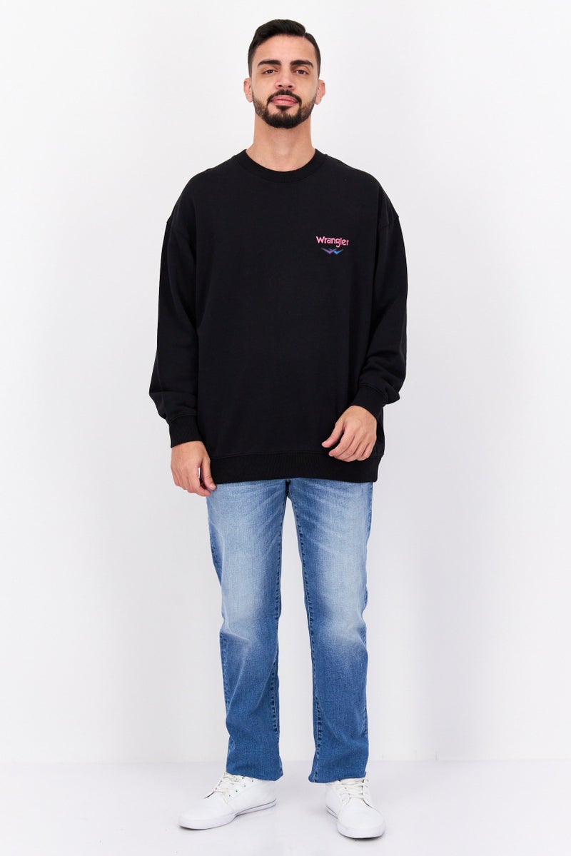 Wrangler سويت شيرت رجالي بأكمام طويلة وطباعة جرافيك على شكل طاقم، أسود - Image 4