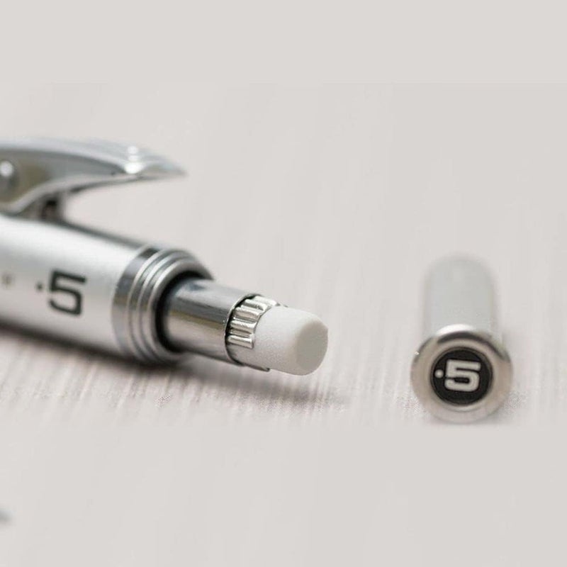 Pentel قلم رسم ميكانيكي GraphGear 1000 0.5 مم | مشبك معدني مع آلية قابلة للسحب | قبضة مزدوجة معدنية ومطاطية | عبوة من 1 | فضي وأسود (PG1015) - Image 3