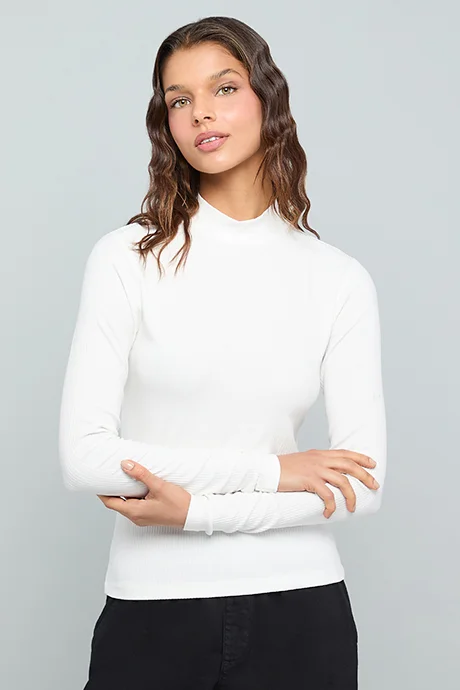 R&b Ribbed Top With High Neck and Long Sleeves