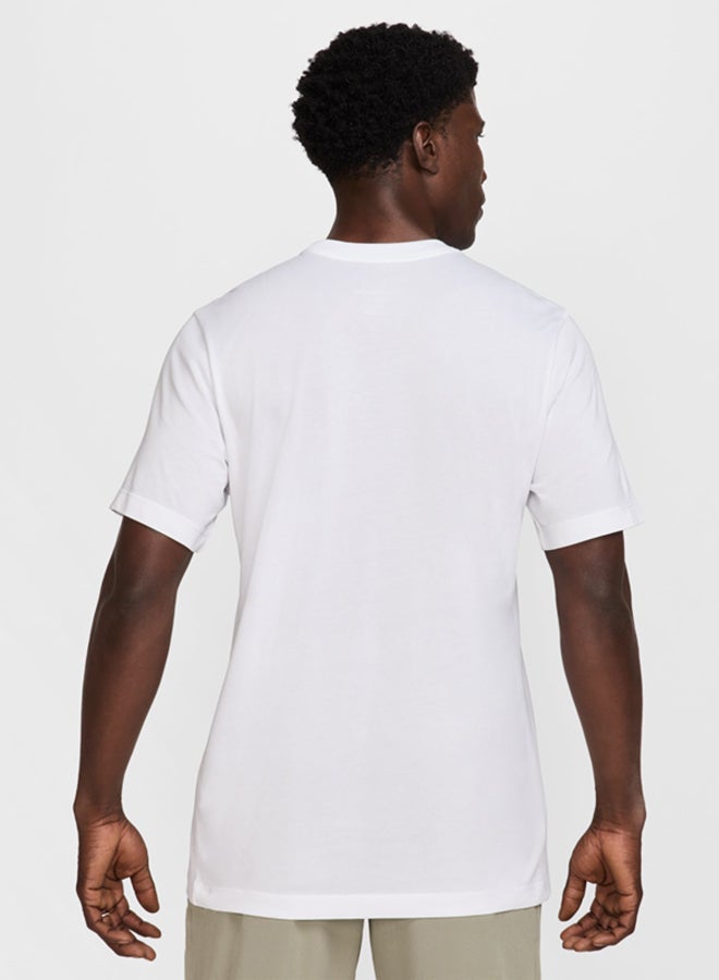 Nike M Nk Df Tee Iykyk Fitness - Image 5